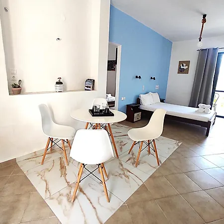 Creta Star شقة